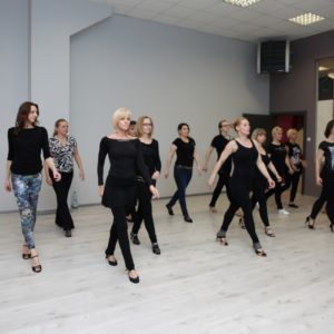 salsa solo Szkoła Tańca Jagielski Dance Project Toruń (1)