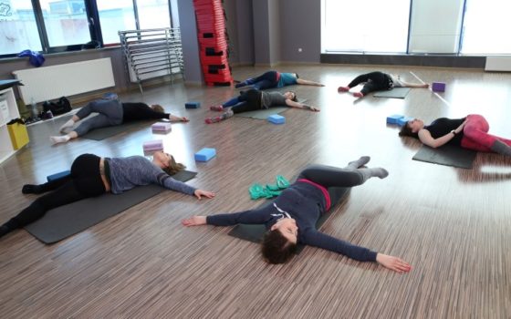 stretching zajęcia szkoła tańca Jagielski Dance Project Toruń (3)