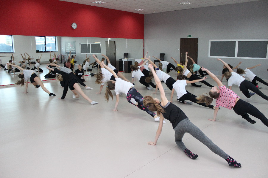 Szkoła Tańca Jagielski Dance Project jazz 9-11 zajęcia taneczne